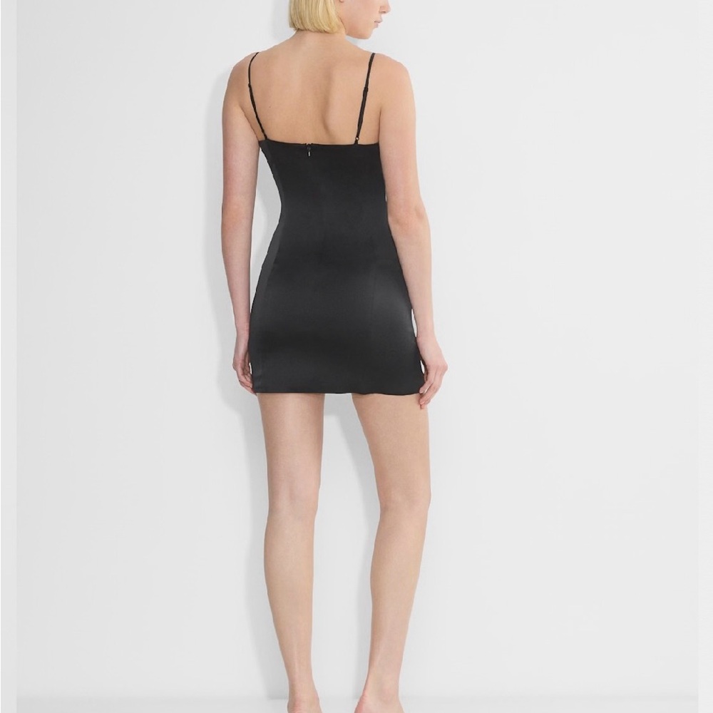 Aritzia Sunday Best Satin Shimmer Dress. Stretchy. Small. Size 4. - Picture 5 of 12